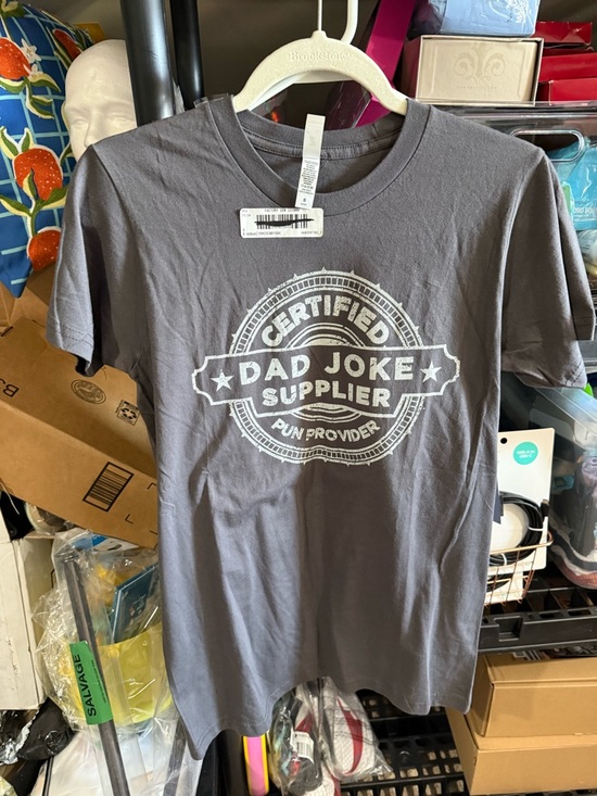 Other - Certified Dad Joke Supplier Gray Graphic Tee. Size S